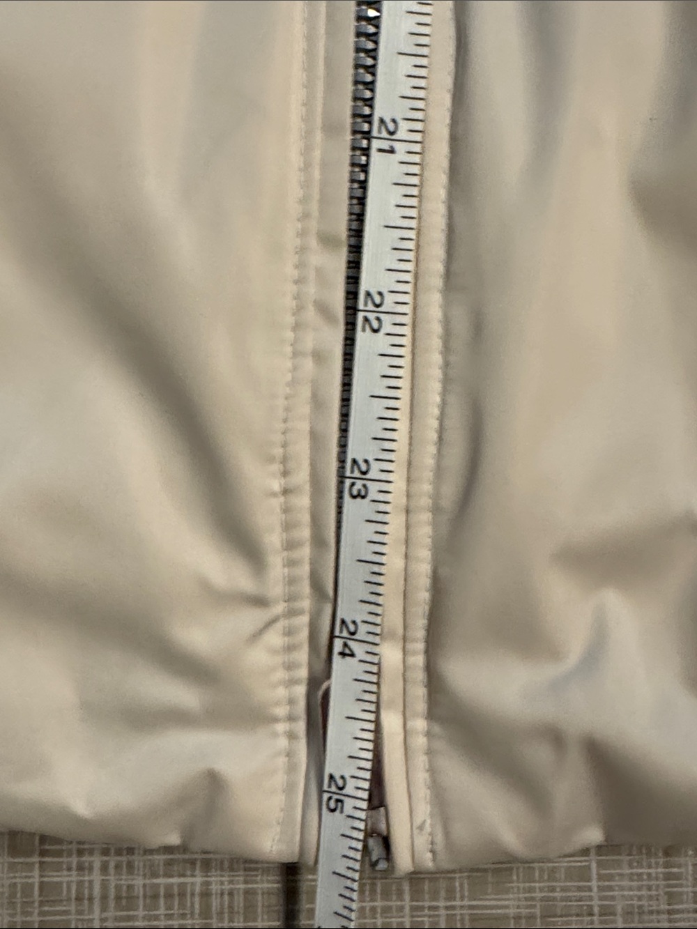 Athleta Bone Cream Satin Flex Bomber Jacket Size S Insulated - Picture 9 of 12